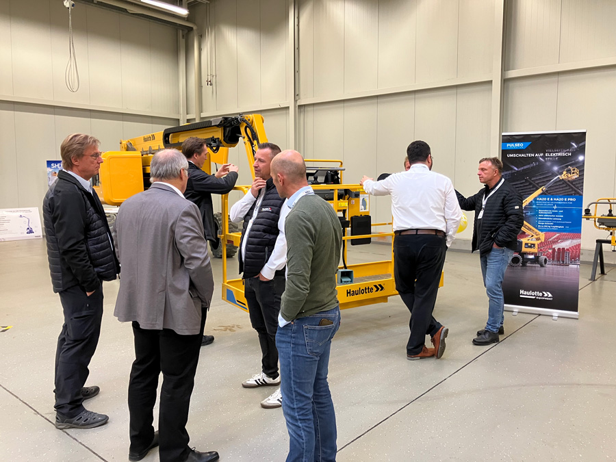 20251103_customers-open-up-germany